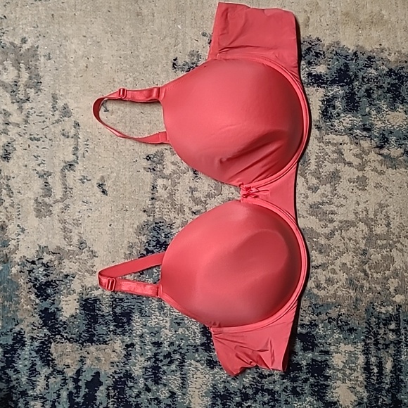 Torrid Curve Bra - Picture 1 of 6